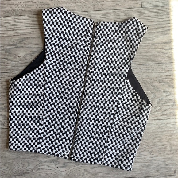 Checkered forever 21 tank /crop top - Picture 3 of 4